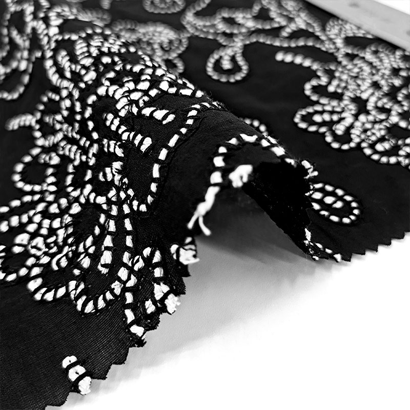 High Quality Lightweight Cotton Embroidered Fabric Woven for Home Textiles Wedding Apparel