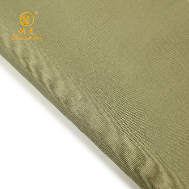 CVC 60/40 45*45 110*76 57/58' 1/1 115 gsm Dyed Shirting Fabric