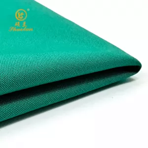 Green color shirt fabric 50*50 133*100 solid woven poplin 100% cotton
