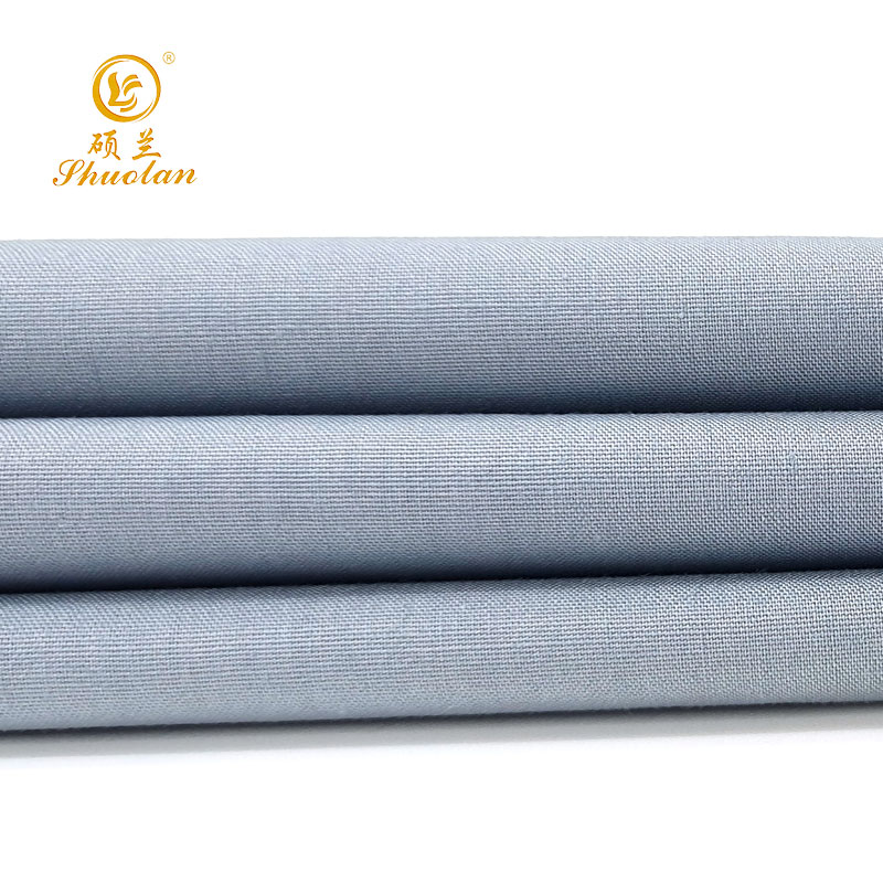 100% cotton woven 50*50 144*80 1/1 plain solid shirt fabric