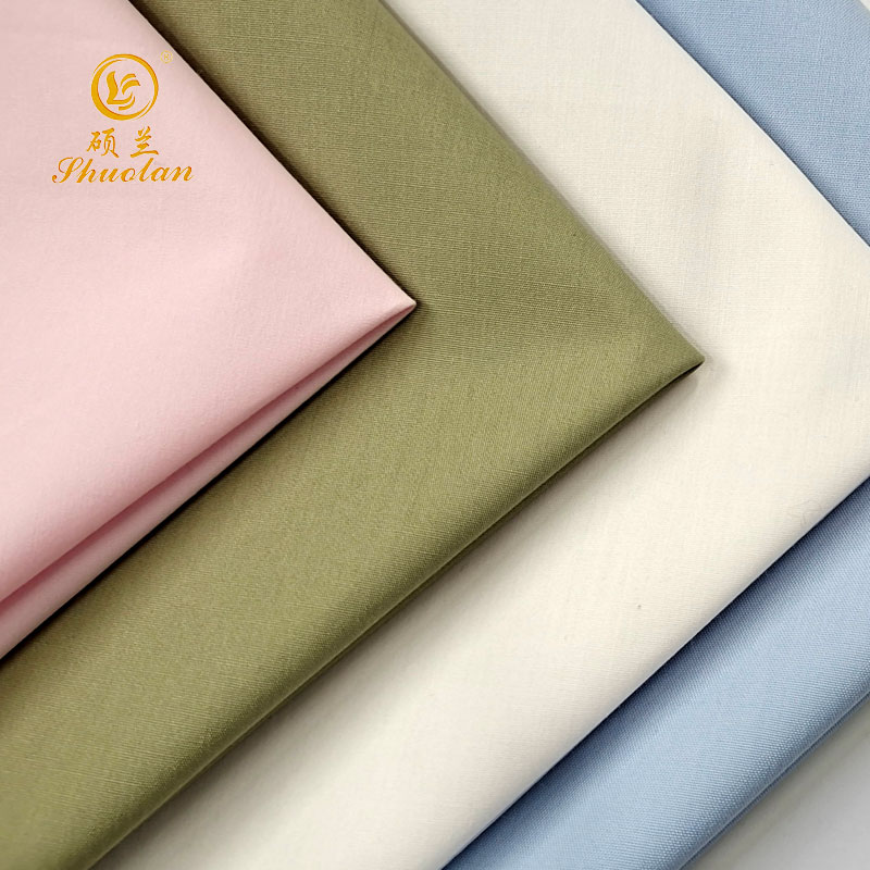 Cotton 60*60 140*120 105gsm Solid blouse & shirt fabric